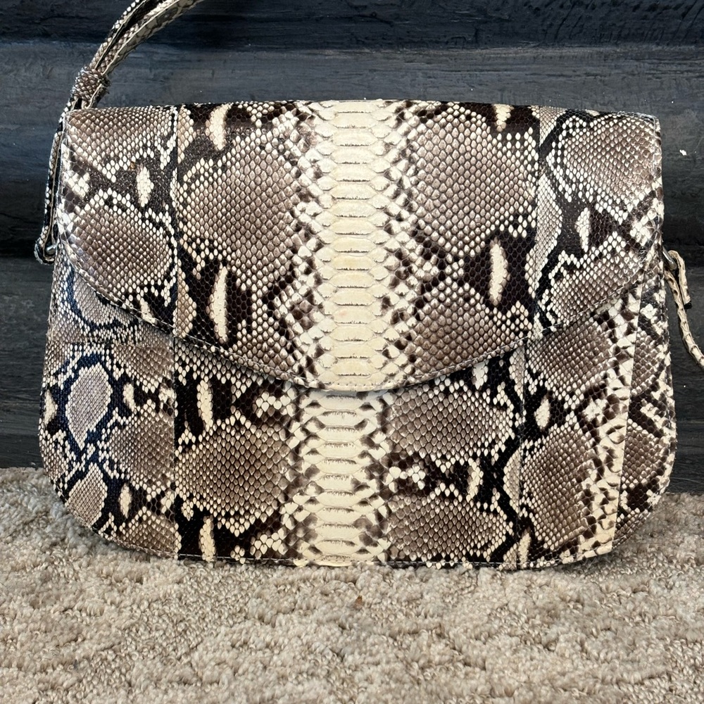 Handmade Snake Skin Shoulder Bag - Picture 15 of 15